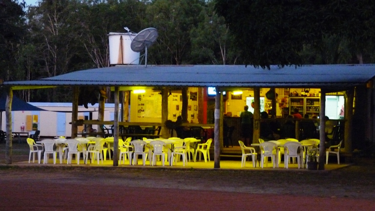 Bar in Bramwell am Abend
